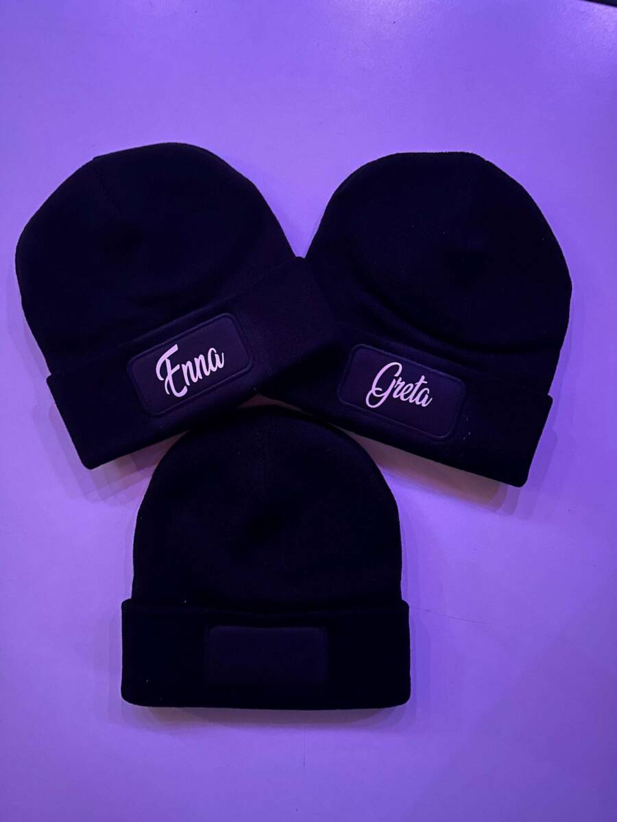Personalisierte Winter Mütze mit Wunschtext – Bild 20